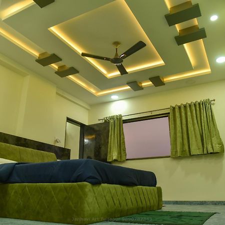 Pawan Executive Tuljapur Ngoại thất bức ảnh