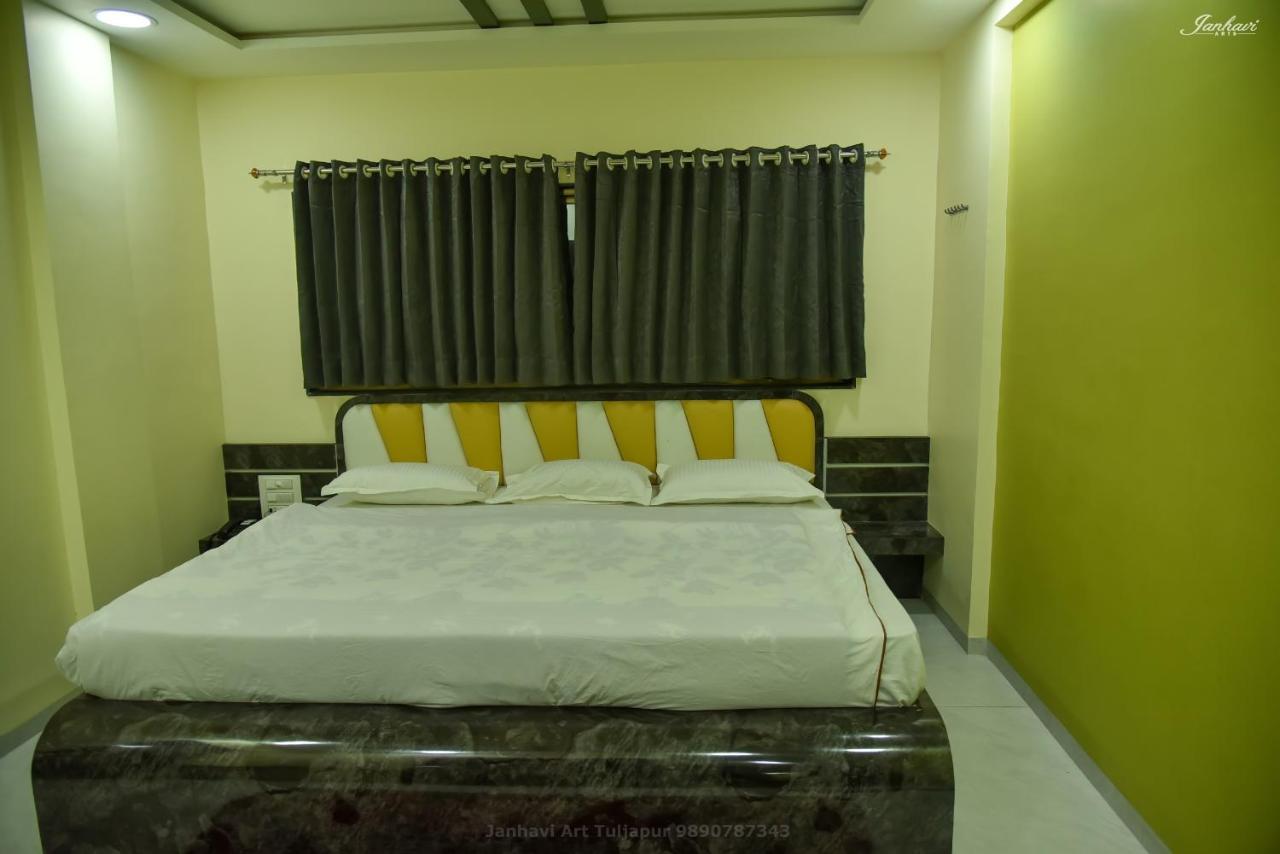 Pawan Executive Tuljapur Ngoại thất bức ảnh