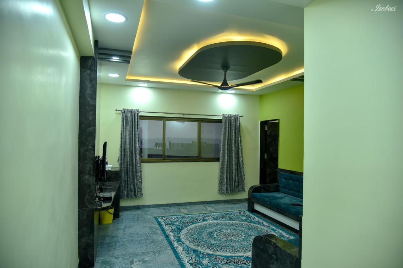 Pawan Executive Tuljapur Ngoại thất bức ảnh