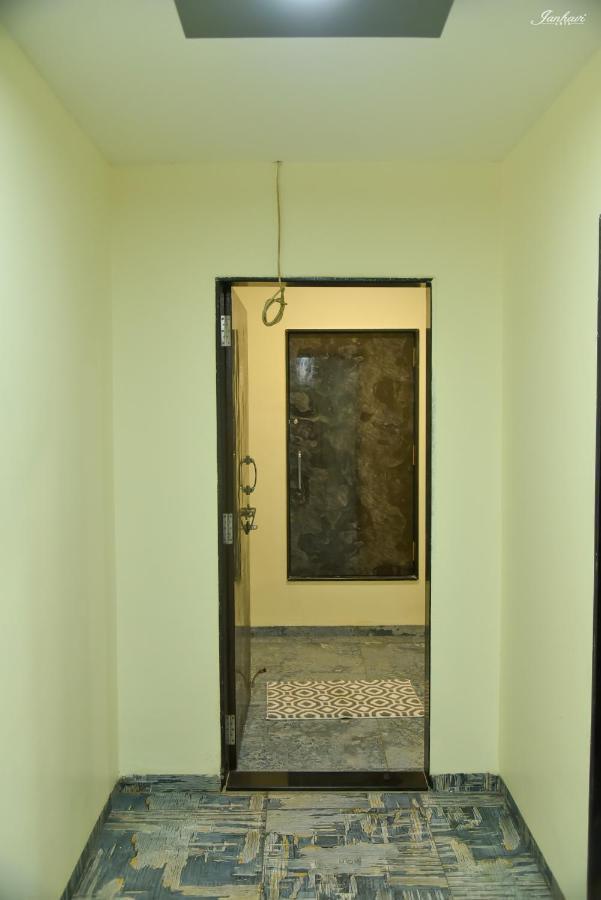 Pawan Executive Tuljapur Ngoại thất bức ảnh